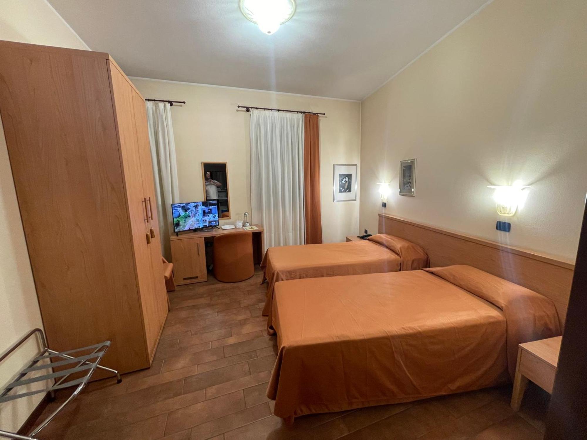 Hotel Ab Baretta Legnaro Экстерьер фото